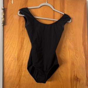 Black cap sleeve leotard from Mariia